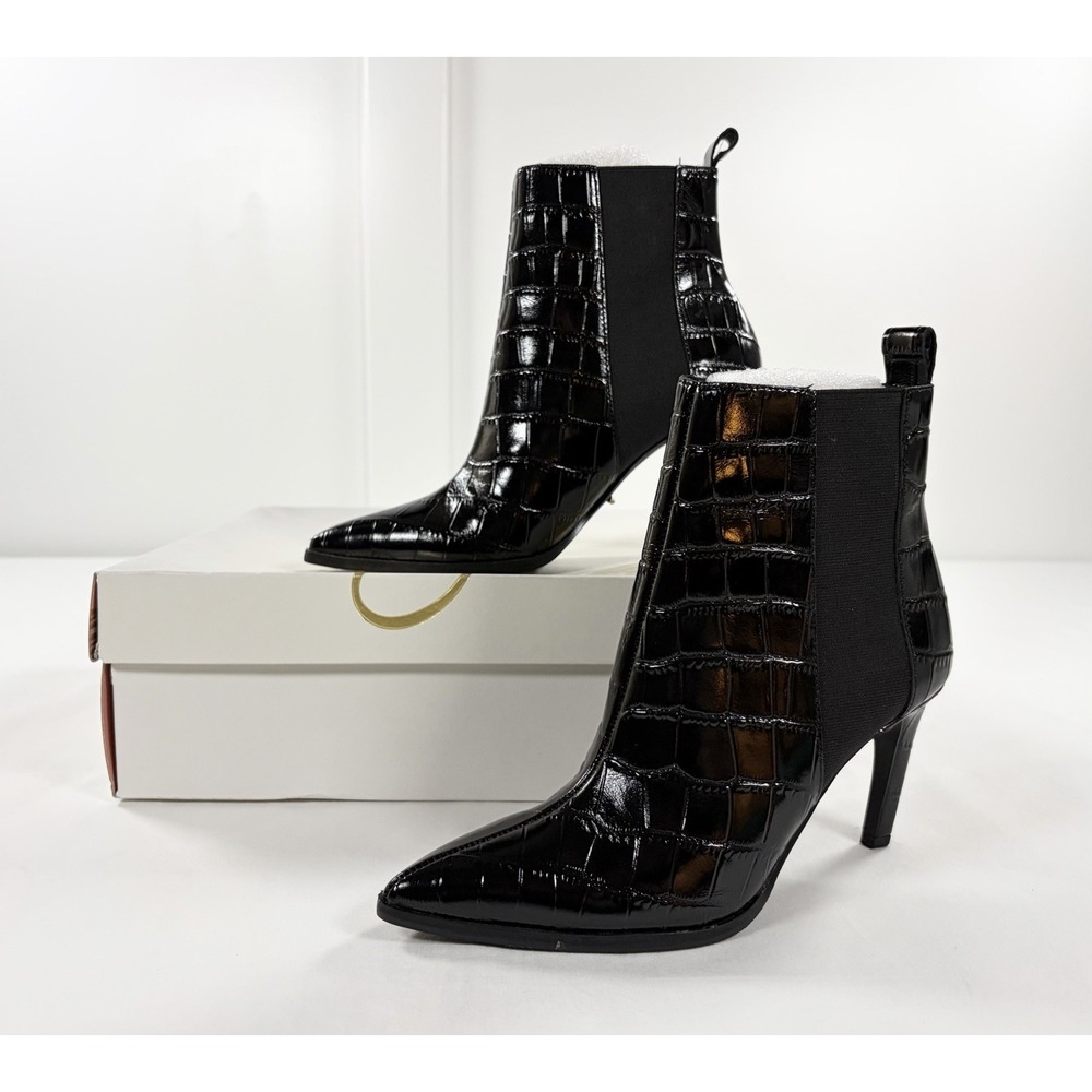 42 GOLD Kensington Boots Women 6 Black Croc Embossed Patent Leather Ankle Heeled